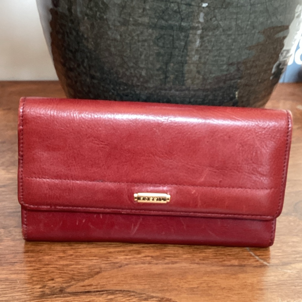 Fossil vintage red, soft genuine leather checkbook wallet